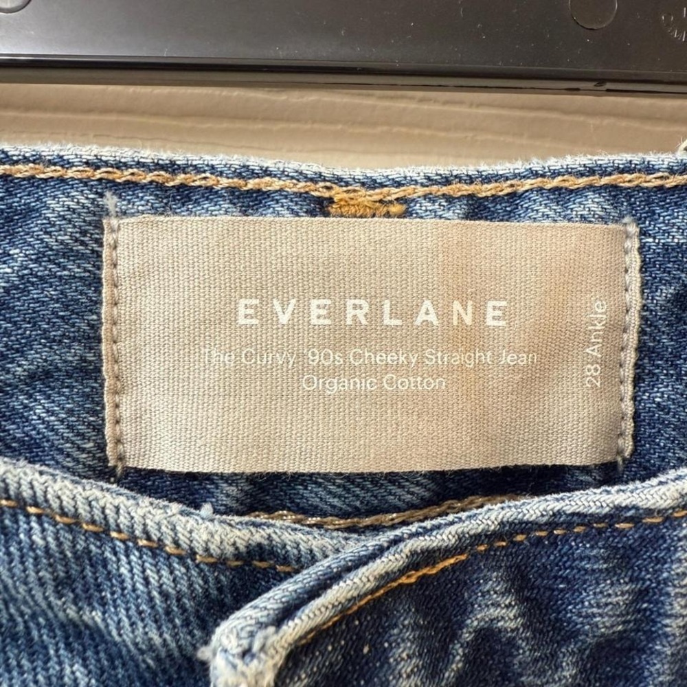 Everlane The Curvy 90s Cheeky Straight Leg Ankle Jeans Women's Size 28 - Picture 4 of 8